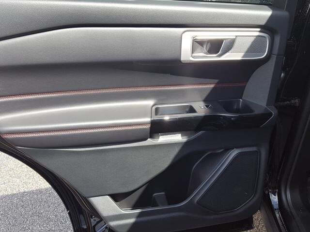 2024 Ford Explorer ST-Line