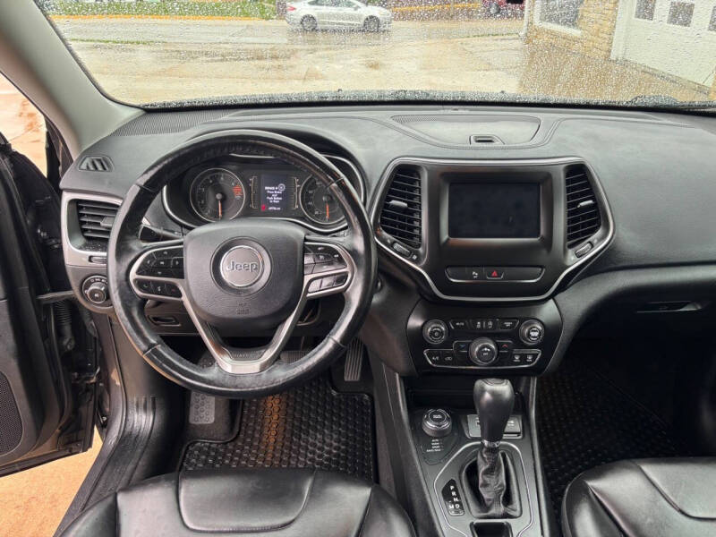 2019 Jeep Cherokee Latitude Plus