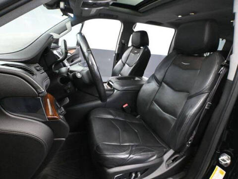 2017 Cadillac Escalade ESV Luxury