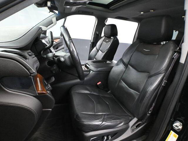 2017 Cadillac Escalade ESV Luxury