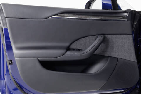 2022 Tesla Model S Plaid