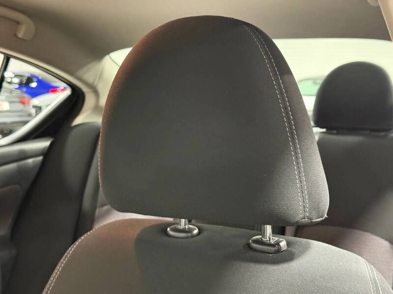 2019 Nissan Versa SV