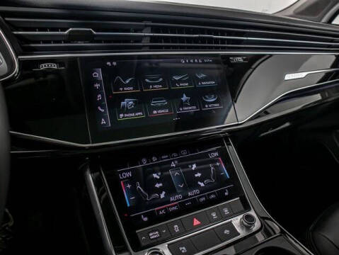 2023 Audi Q7 quattro Premium Plus 55 TFSI