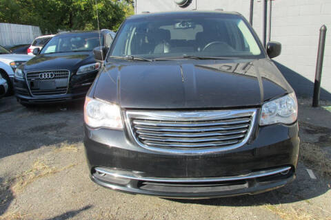 2015 Chrysler Town and Country Touring