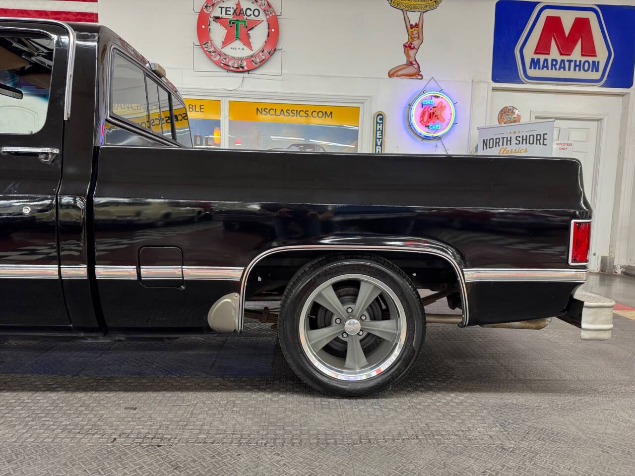 1985 Chevrolet C/K 10 Series 24