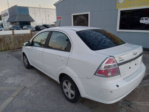 2011 Chevrolet Aveo LS