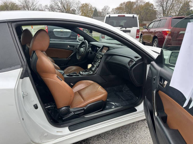 2013 Hyundai Genesis Coupe 3.8 Grand Touring