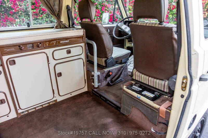 1982 Volkswagen Vanagon Camper