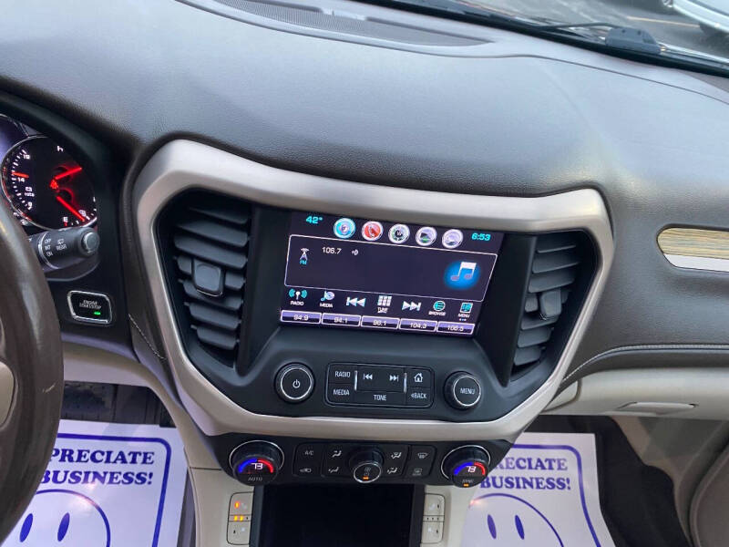 2019 GMC Acadia Denali