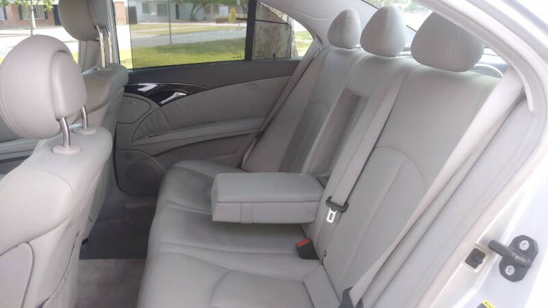 2005 Mercedes-Benz E-Class E 320