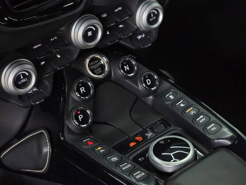 2020 Aston Martin Vantage