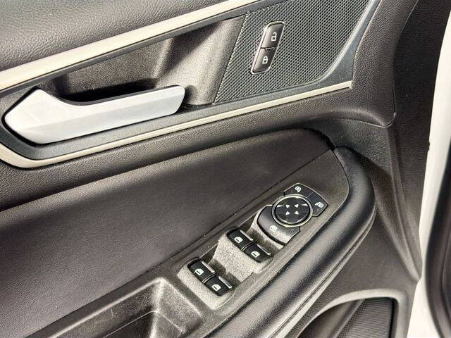 2024 Ford Edge