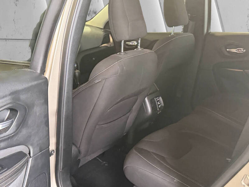 2017 Jeep Cherokee Latitude