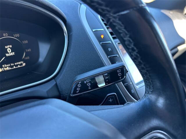 2019 Lincoln Nautilus Select