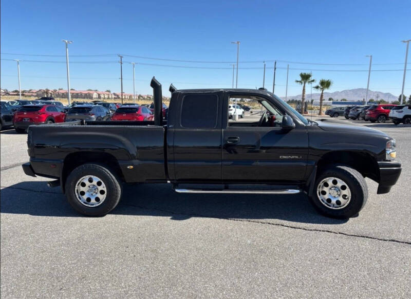 2004 GMC Sierra 1500 Denali