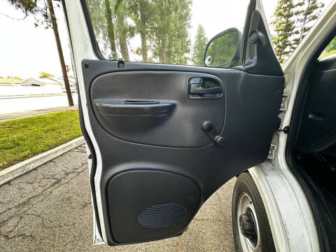 2001 Dodge Ram Van 3500