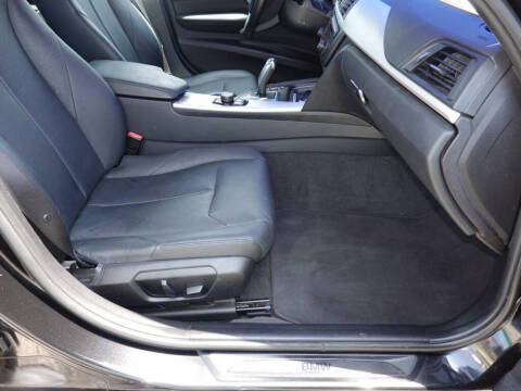 2013 BMW 3 Series 320i