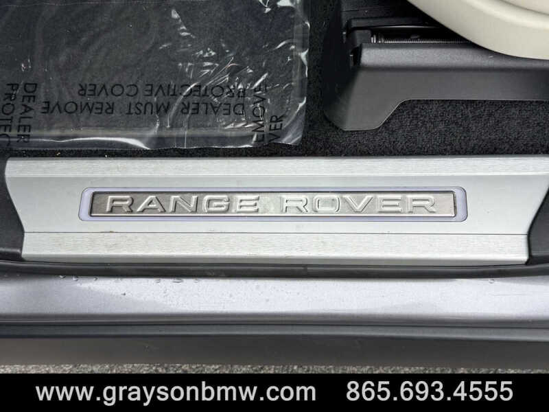 2021 Land Rover Range Rover P525 HSE Westminster Edition