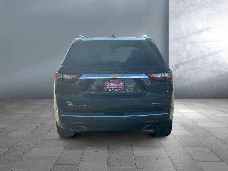 2021 Chevrolet Traverse Premier