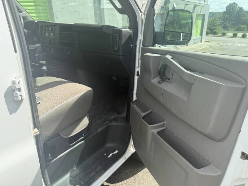 2017 Chevrolet Express 2500