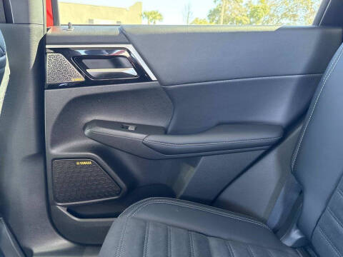 2026 Mitsubishi Outlander SE