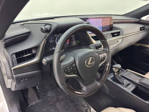 2019 Lexus ES 350