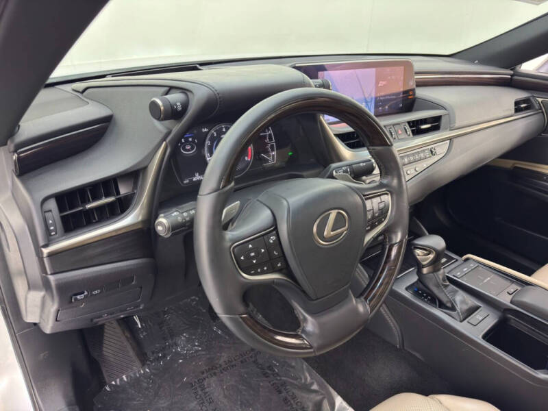 2019 Lexus ES 350