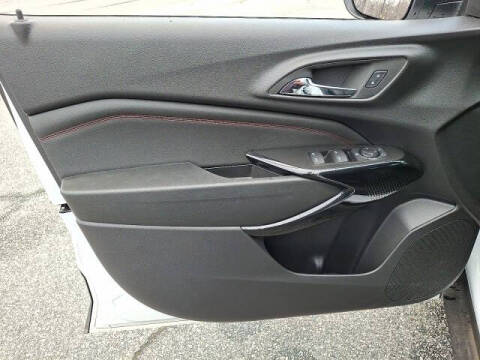 2025 Chevrolet Trax RS