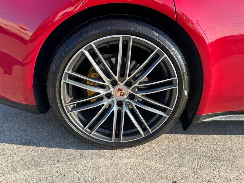 2017 Porsche Panamera 4S