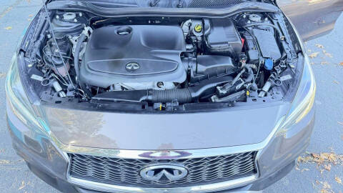 2018 Infiniti QX30 Luxury