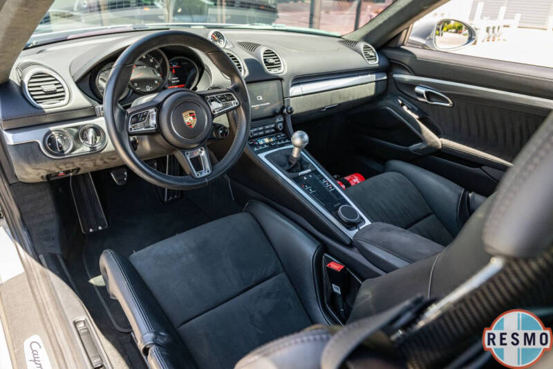 2024 Porsche 718 Cayman GTS 4.0
