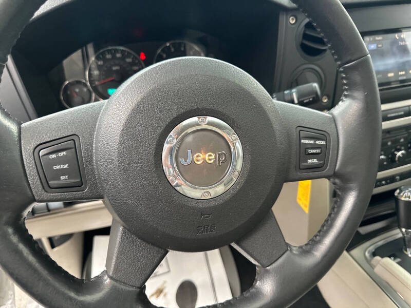 2006 Jeep Commander Limited