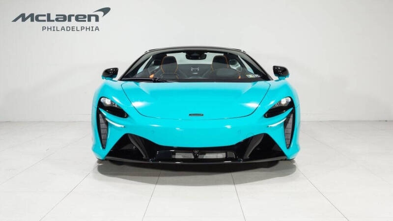 2025 McLaren Artura Spider
