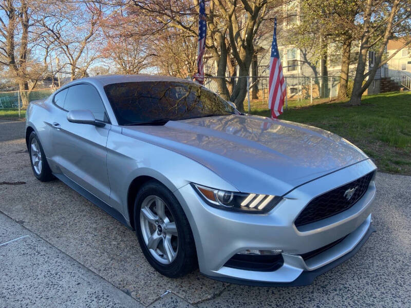 2016 Ford Mustang V6