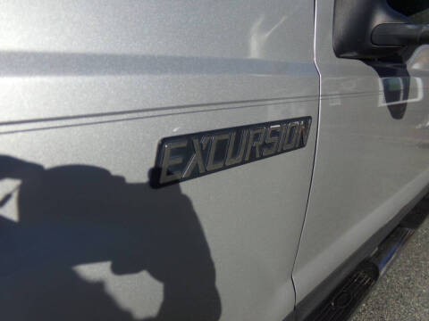 2003 Ford Excursion XLT