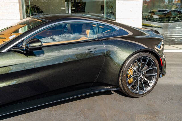 2025 Aston Martin Vantage