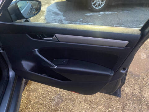 2022 Volkswagen Passat SE