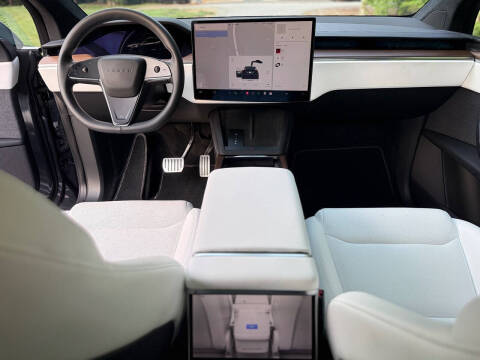 2023 Tesla Model X