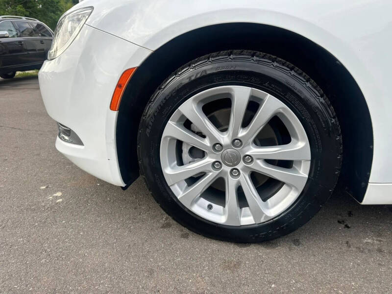 2016 Chrysler 200