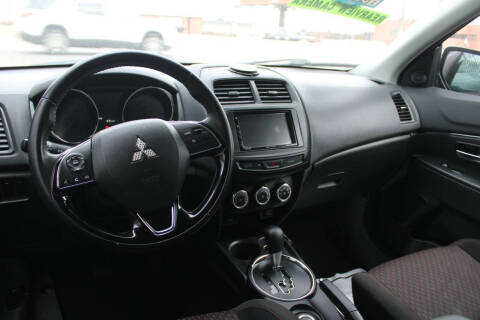 2017 Mitsubishi Outlander Sport 2.4 SE