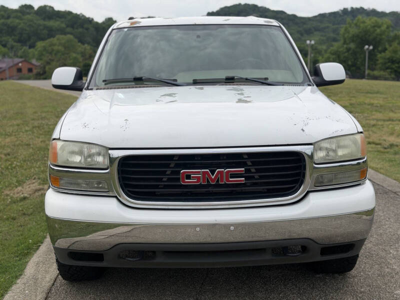 2004 GMC Yukon SLE