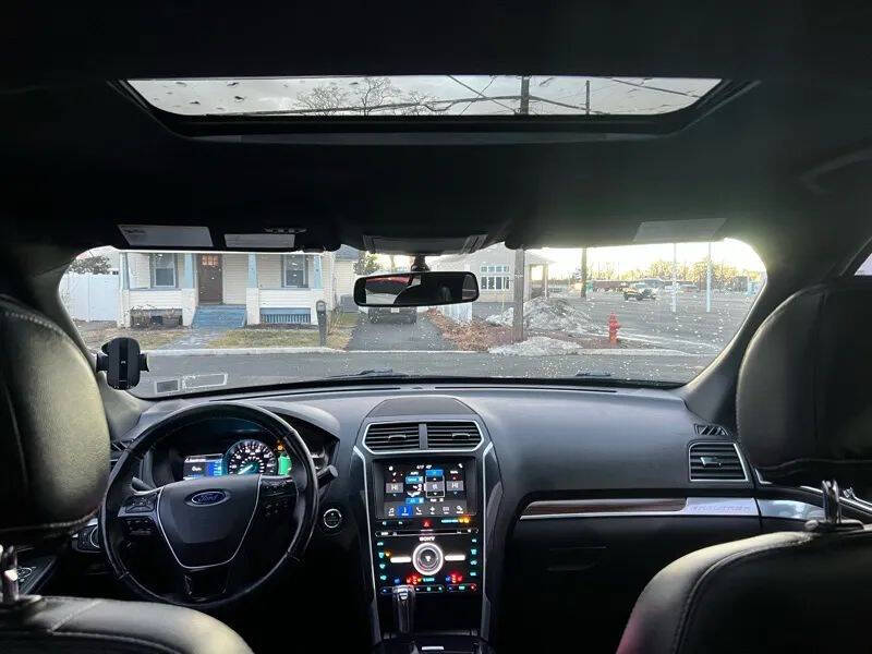 2017 Ford Explorer Limited