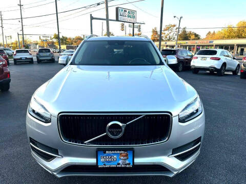 2016 Volvo XC90 T6 Momentum
