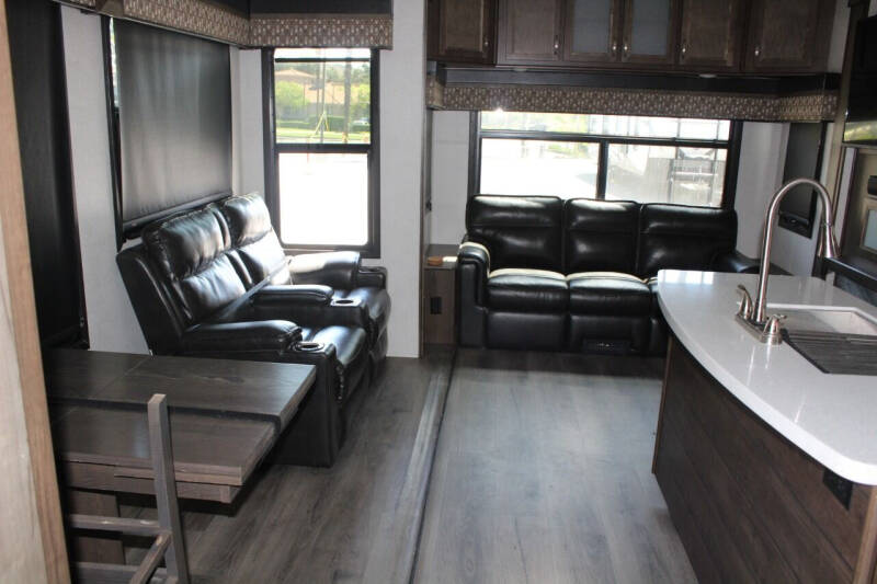 2019 Highland Ridge Mesa Ridge 314RLS