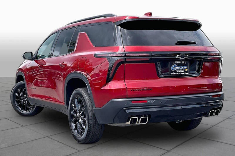 2024 Chevrolet Traverse LT