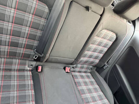 2015 Volkswagen Golf GTI S