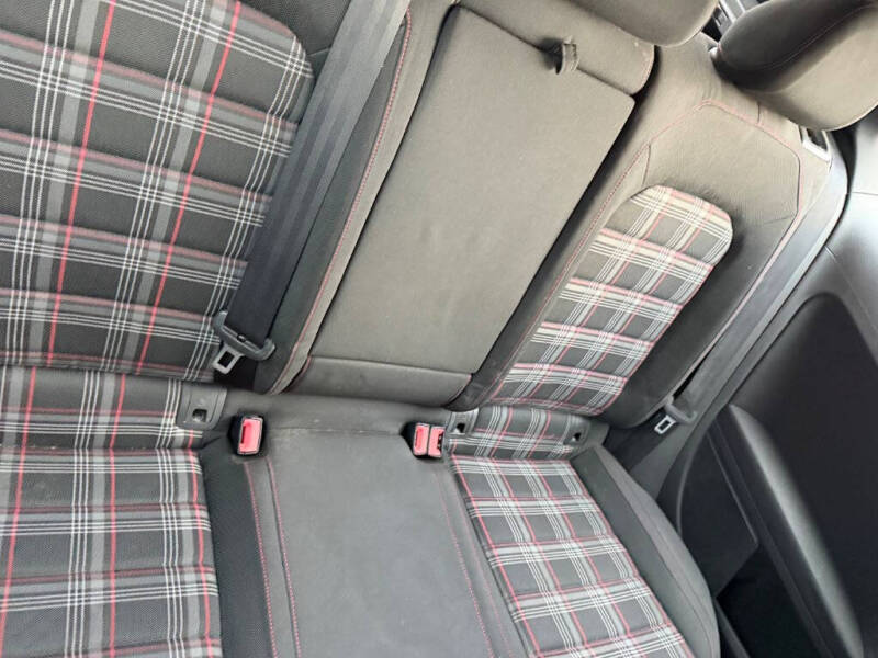 2015 Volkswagen Golf GTI S