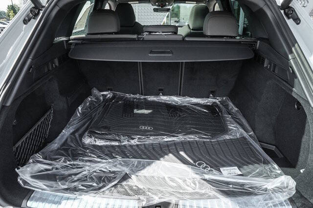 2025 Audi Q5 quattro Premium Plus TFSI