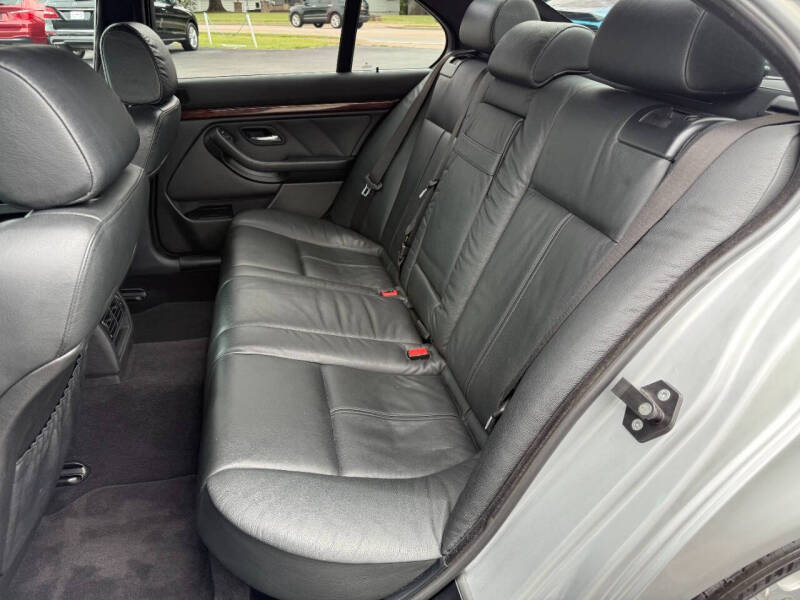 2003 BMW 5 Series 540i