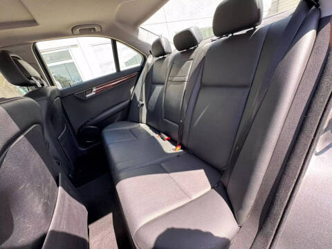 2009 Mercedes-Benz C-Class C 300 Sport